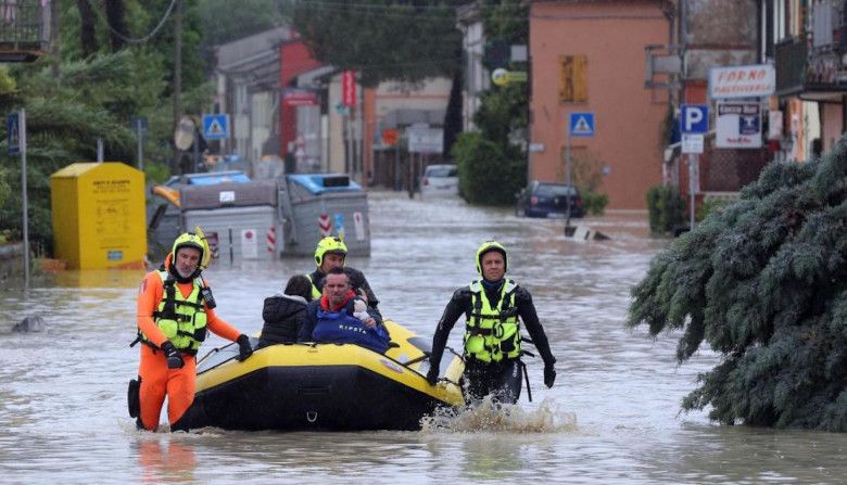 TORMENTA ‘CIARÁN’ DEJA 12 MUERTOS TRAS LLUVIAS RÉCORD EN ITALIA