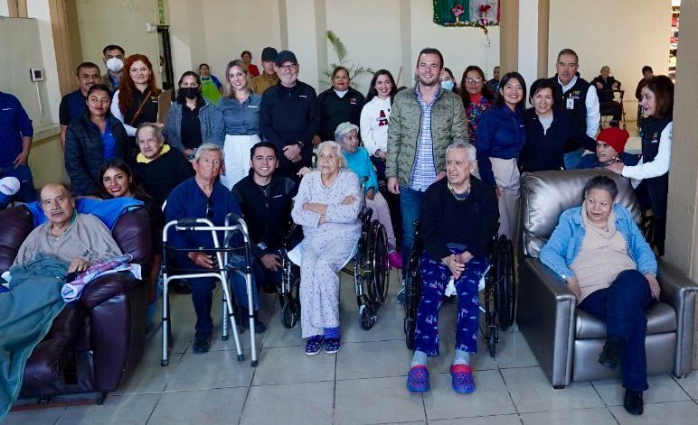 DIF SALTILLO, OXXO Y BOORGWARNER LLEVAN DONACIONES A ASILOS EN SALTILLO