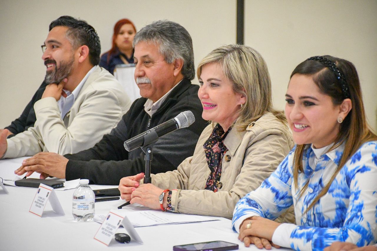 TOMAN PROTESTA A NUEVOS INTEGRANTES DEL CONSEJO MUNICIPAL DE SALUD