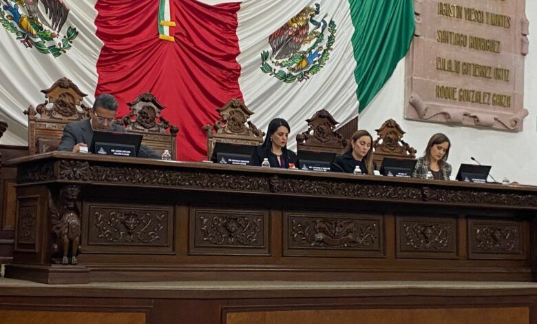 APRUEBA CONGRESO COMISIONES Y NOMBRAMIENTOS