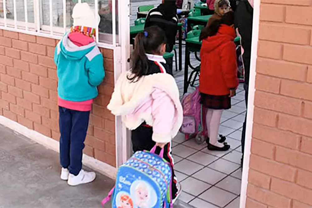 SUSPENDEN CLASES EN ESCUELAS POR FRÍO EN COAHUILA