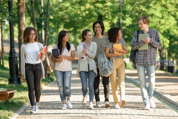 TE IBAS A ESTUDIAR A CANADÁ: ANUNCIAN RECORTE DE VISAS PARA ESTUDIANTES EXTRANJEROS