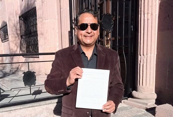 PRESENTA EX NOVILLERO INICIATIVA EN CONGRESO DE COAHUILA PARA EL REGRESO DE CORRIDAS DE TOROS SIN MUERTE DE EJEMPLARES