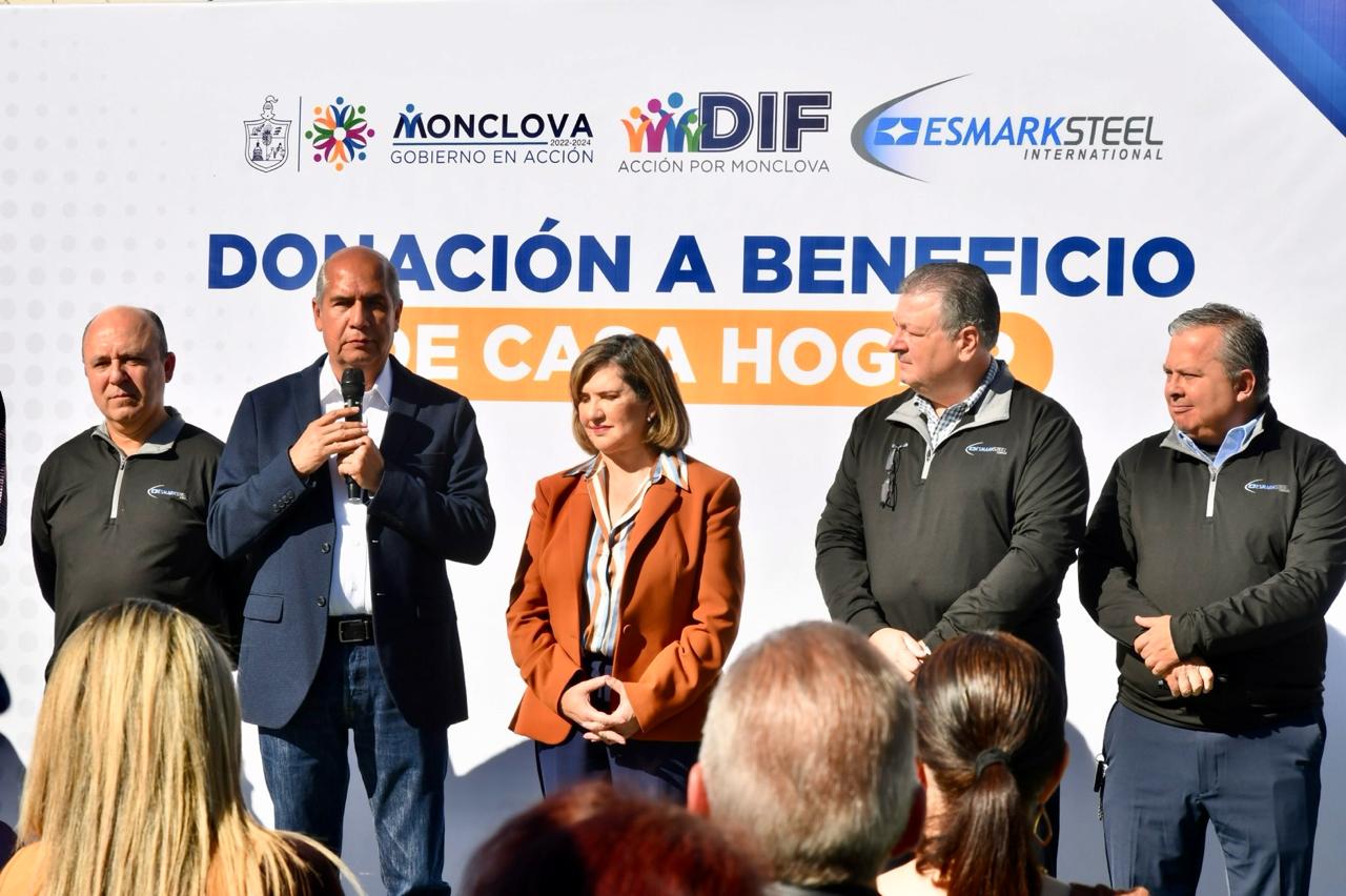 ESMARK STEEL INTERNATIONAL RESPALDA A LA COMUNIDAD VULNERABLE