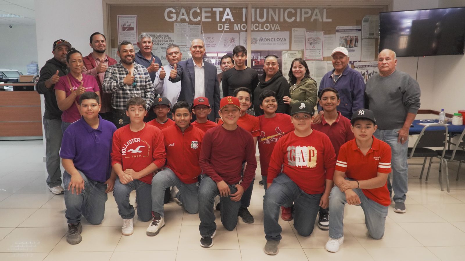 ¡LA SELECCIÓN MONCLOVENSE DE BÉISBOL DE 13 AÑOS SE PREPARA PARA EL NACIONAL EN MEXICALI!