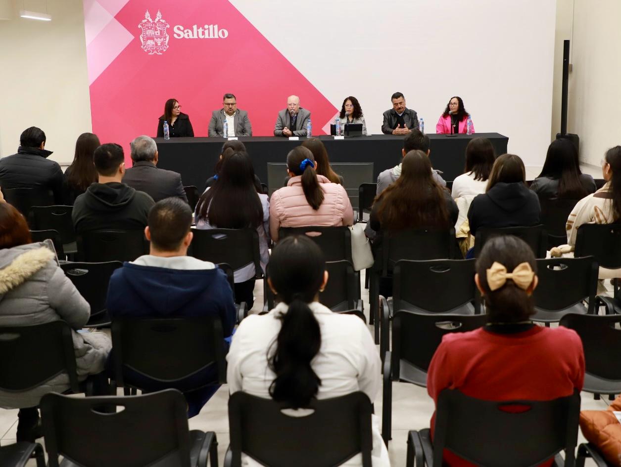 CAPACITA SALTILLO A ESTUDIANTES Y PROFESIONISTAS CON JORNADA DE ODONTOLOGÍA