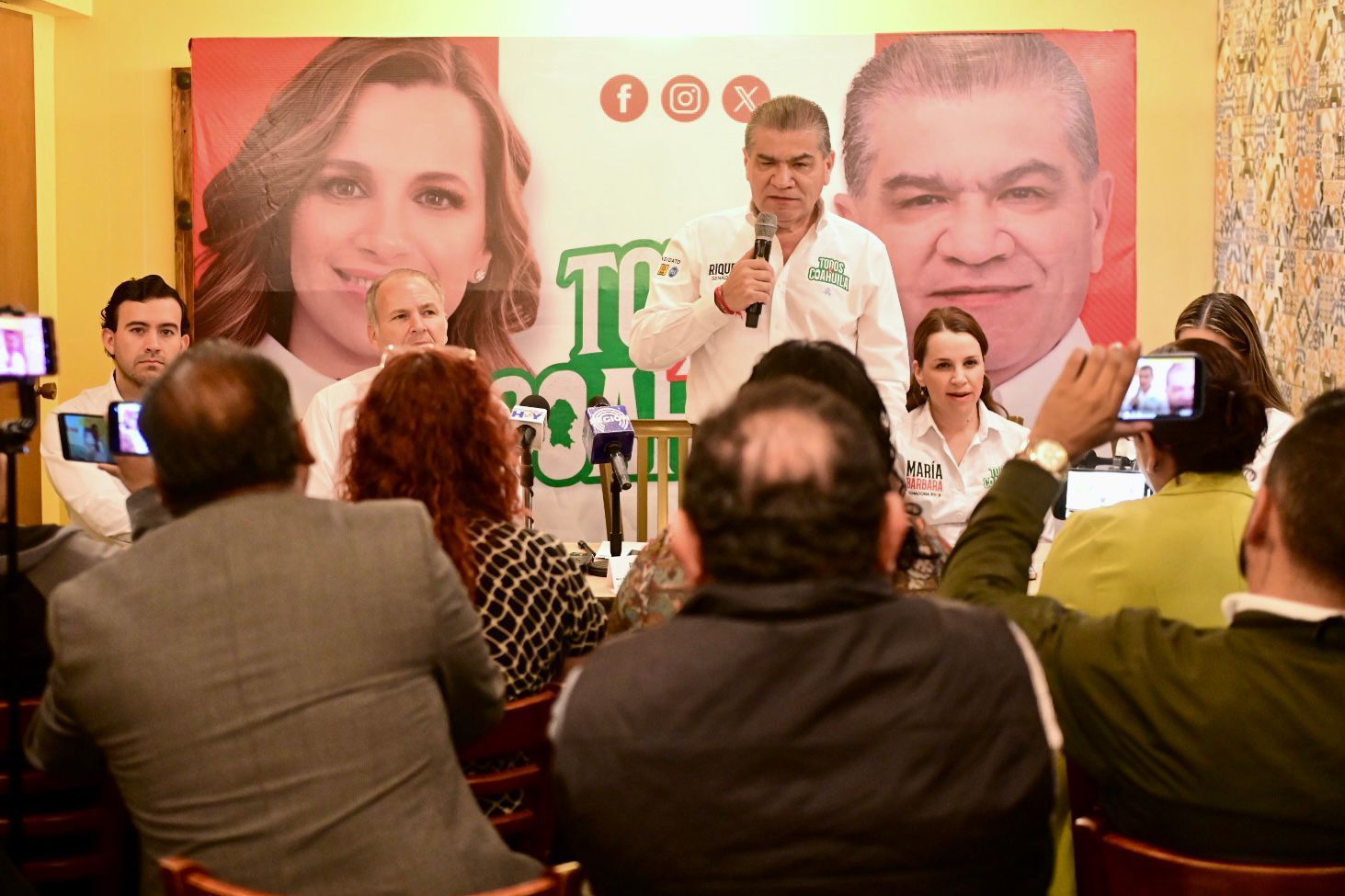 IMPULSAREMOS DESDE EL SENADO COORDINACIÓN PARA MANTENER A COAHUILA COMO UN ESTADO SEGURO, PROPONEN MIGUEL RIQUELME Y MA. BÁRBARA