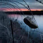 CORTE DE APELACIONES MANTIENE EN SUSPENSO LA POLÉMICA LEY SB4 DE INMIGRACIÓN DE TEXAS MIENTRAS SE DETERMINA SI ES CONSTITUCIONAL