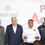 RECONOCE CHEMA FRAUSTRO A POLICÍAS DEL PROGRAMA ACTIVA TU SALUD