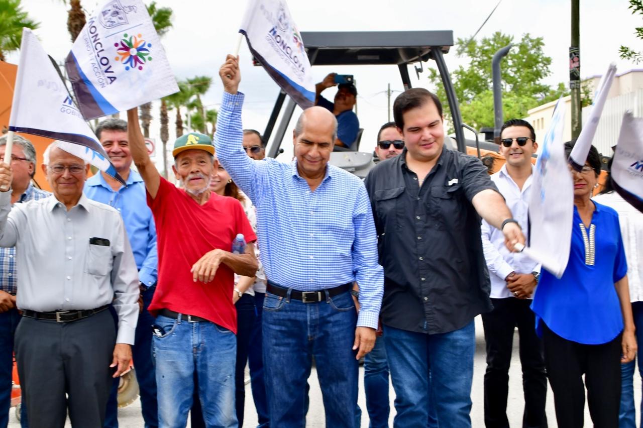 APLICAN CERCA DE 5 MDP EN IMPORTANTE OBRA DE REPOSICIÓN DE RED DE AGUA POTABLE EN COLONIA MIRAVALLE.