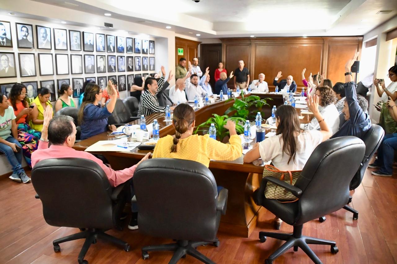 APRUEBA CABILDO LA CUENTA PÚBLICA DE JULIO.