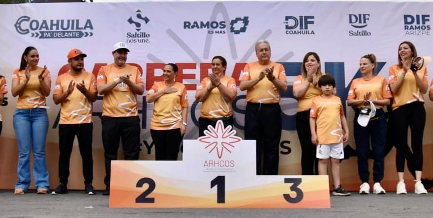 RECIBE DIF SALTILLO 30 COLCHONES EN DONACIÓN POR PARTE DE ARHCOS