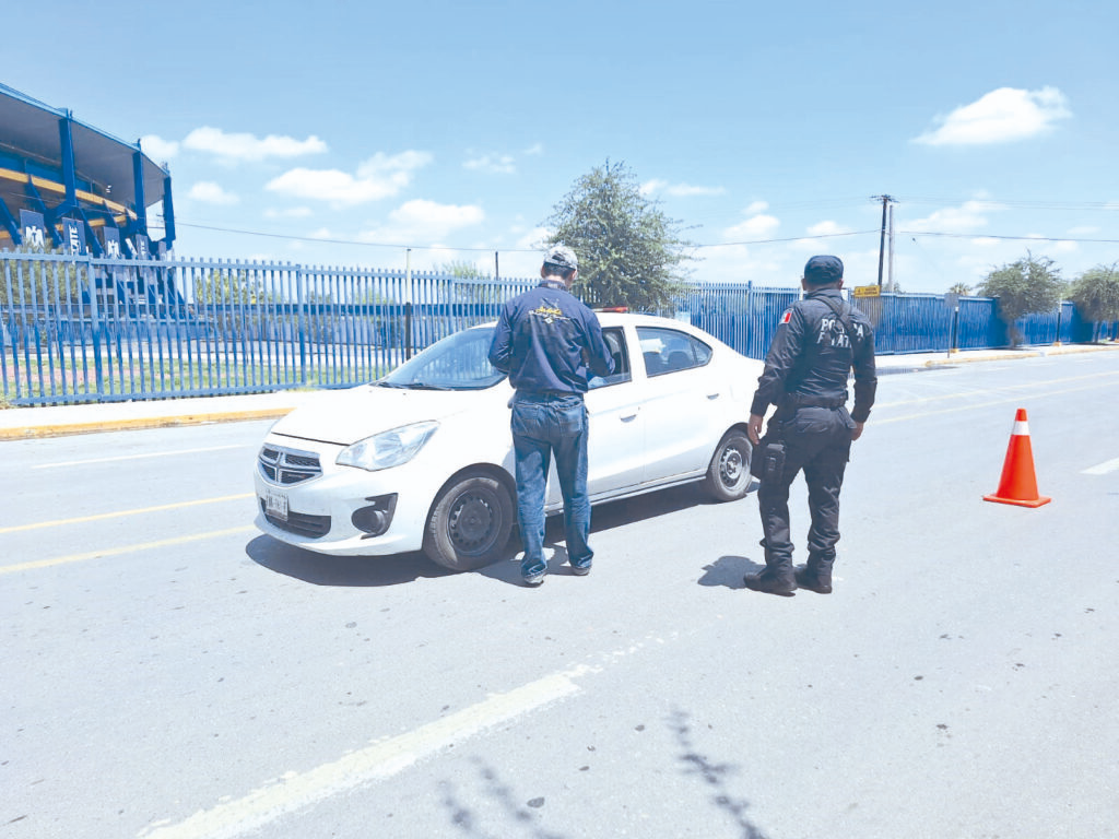 ARRANCA DECOMISO POR PLACAS VENCIDAS