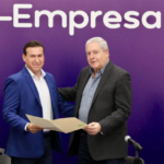 SE FORMALIZAN TRANSPORTISTAS; ENTREGAN CONCESIONES RUTA-EMPRESA