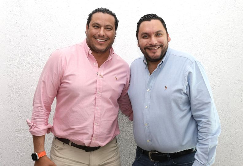 REAFIRMA COMPROMISOS CV CON UA DE C