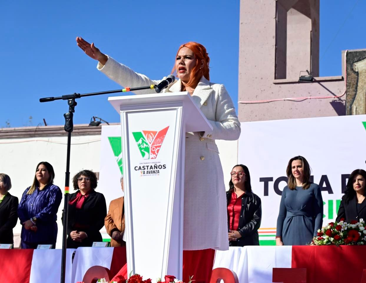 ALCALDESA DE CASTAÑOS ASUME SU CARGO Y REAFIRMA SU COMPROMISO CON LA CIUDADANÍA