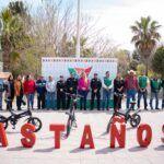 ENTREGA YESICA BICICLETAS ELÉCTRICAS A POLICÍAS DE CASTAÑOS