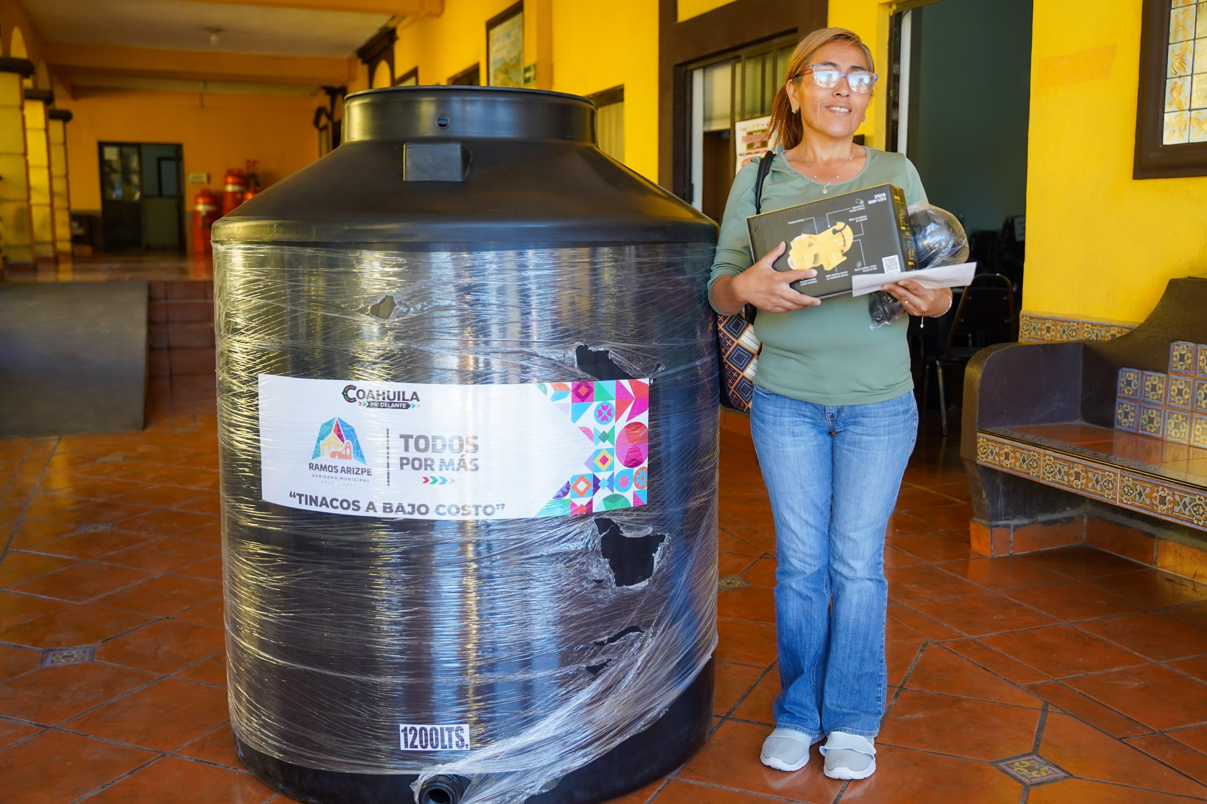 CONTINÚA CON ÉXITO EL PROGRAMA TINACOS PARA TODOS