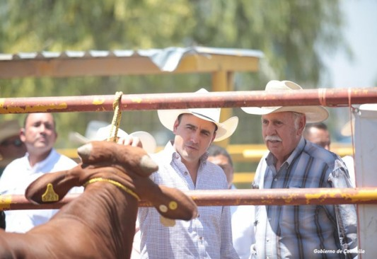CONFÍA MANOLO JIMÉNEZ EN QUE PRONTO SE PUEDAN REANUDAR EXPORTACIONES DE GANADO POR COAHUILA