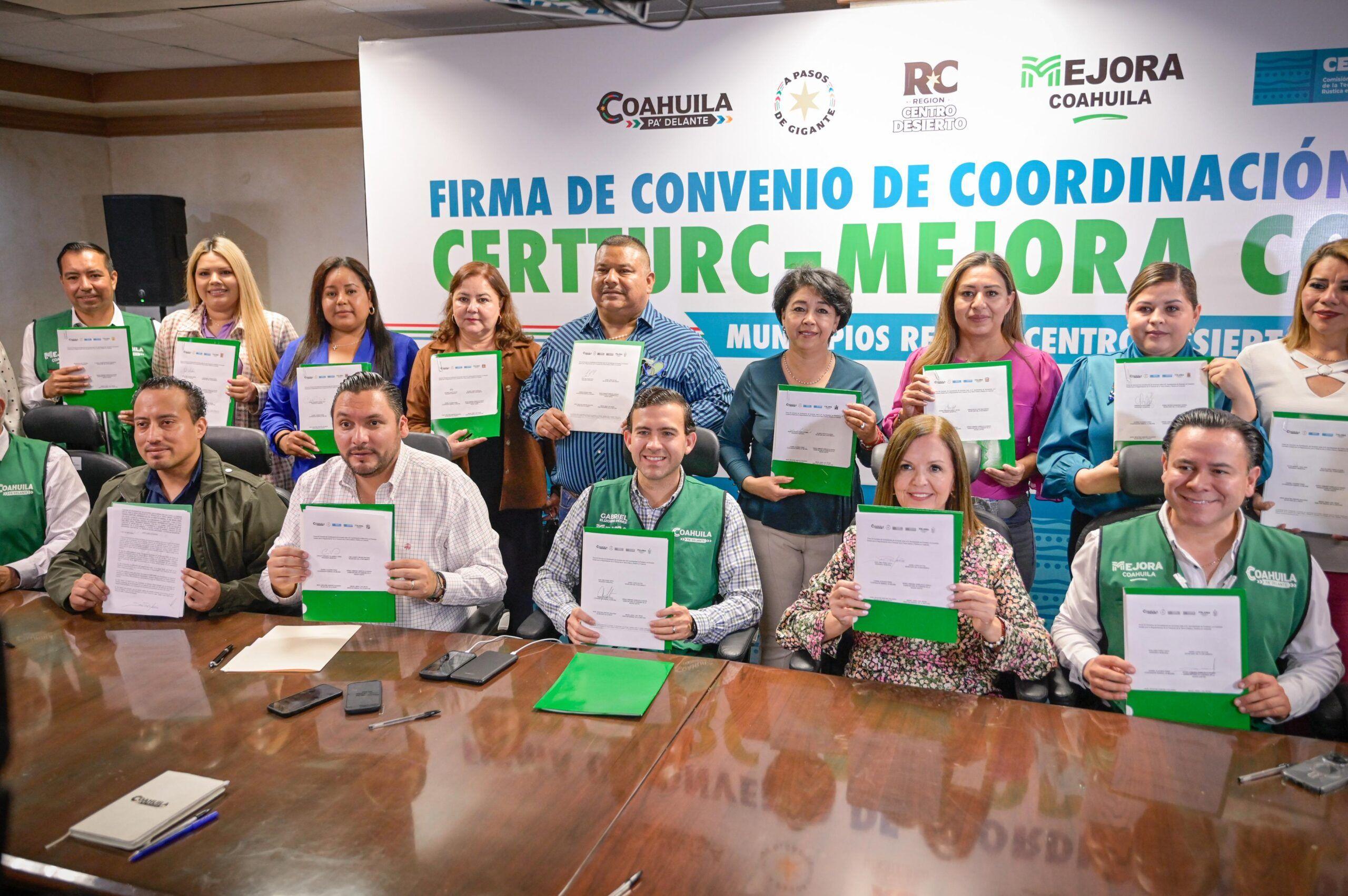 FIRMA YESICA CONVENIO DE COORDINACIÓN CON MEJORA COAHUILA Y CERRTURC