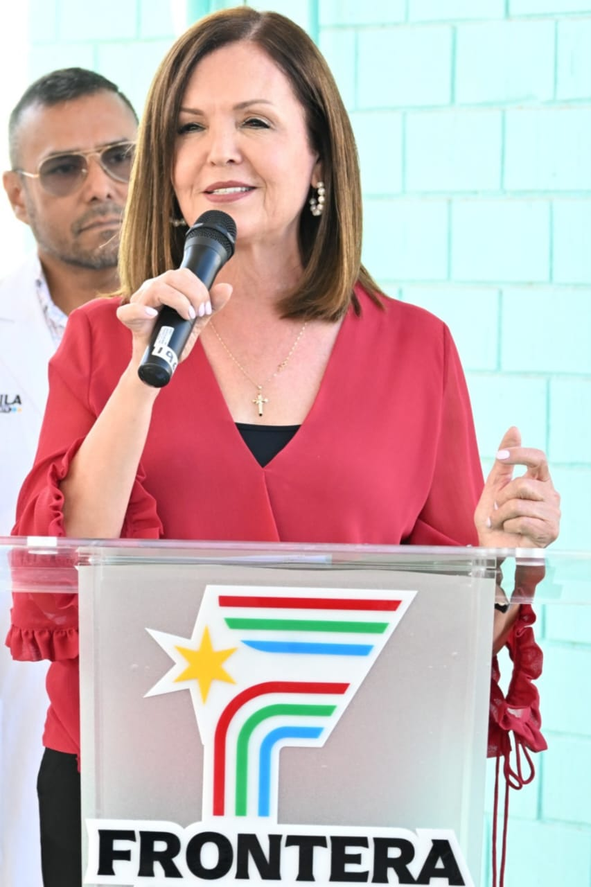 SARI PÉREZ CANTÚ  Y DIF FRONTERA IMPULSAN PROGRAMA DE LENTES A BAJO COSTO