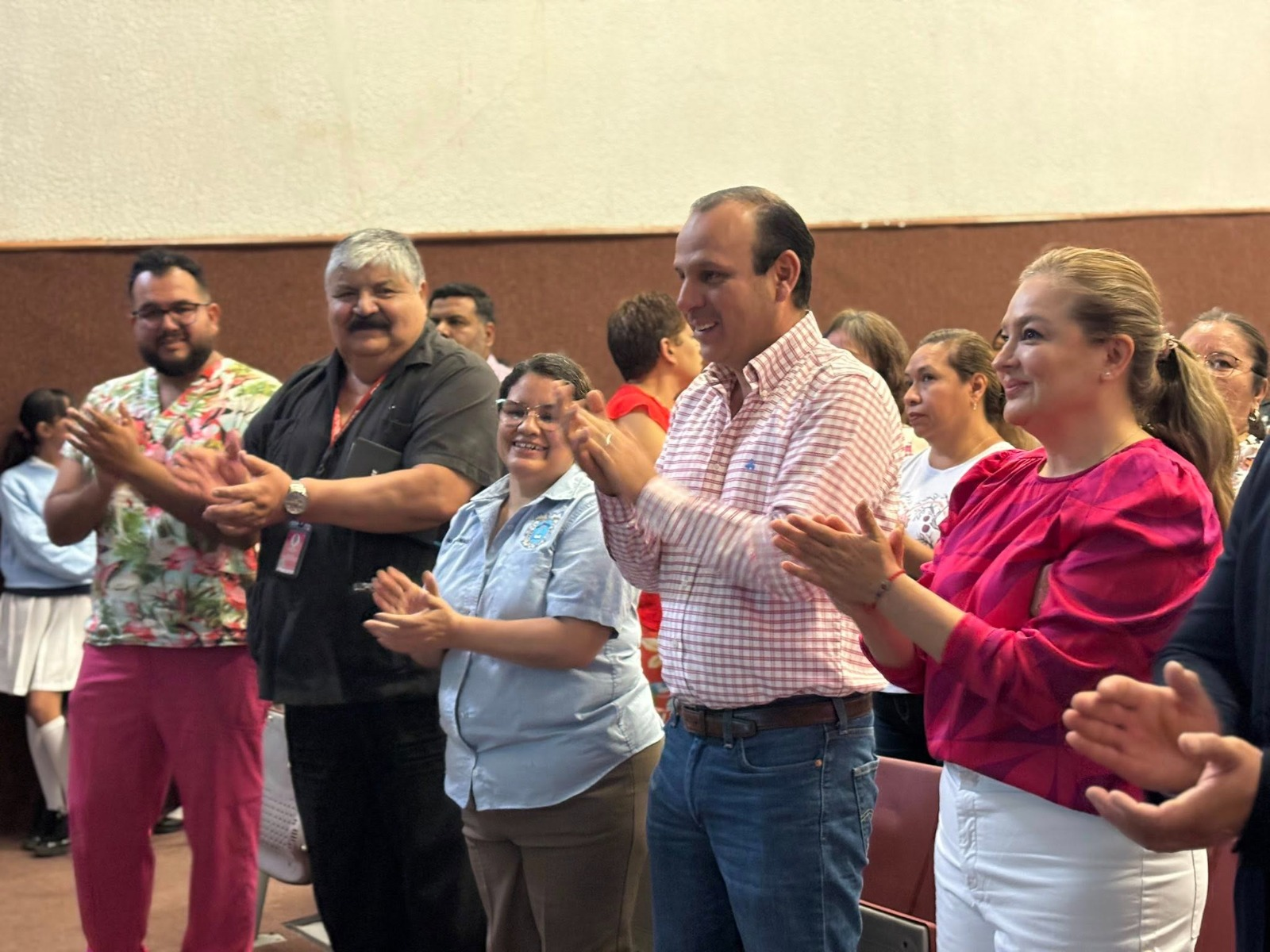 PROMUEVE PARRAS ALIMENTACIÓN SALUDABLE EN MENORES DE EDAD