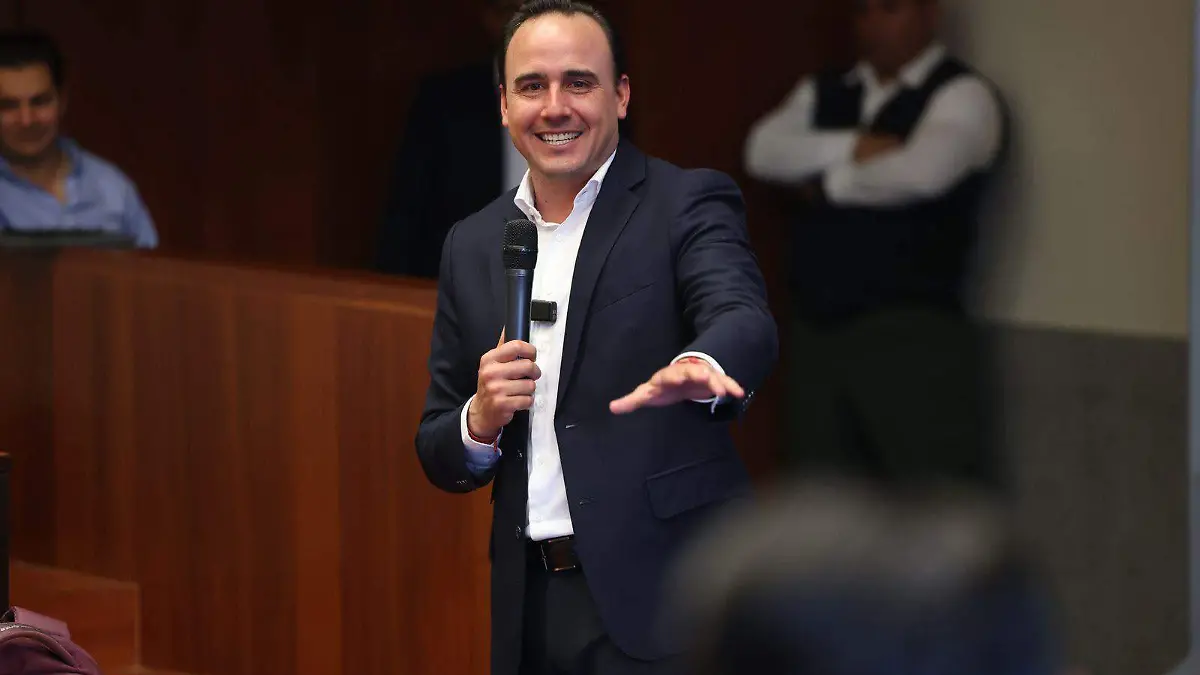 LOS TRES ÓRDENES DE GOBIERNO TRABAJAMOS POR COAHUILA: MANOLO JIMÉNEZ