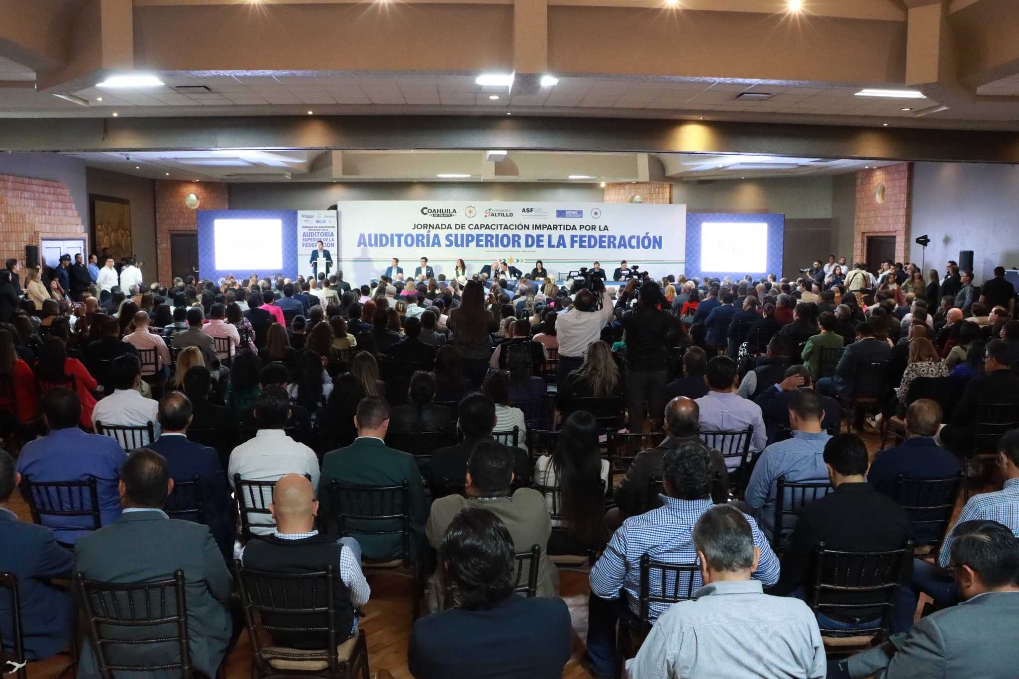ALCALDE DE SAN JUAN DE SABINAS PARTICIPA EN JORNADA DE CAPACITACIÓN DE LA ASF