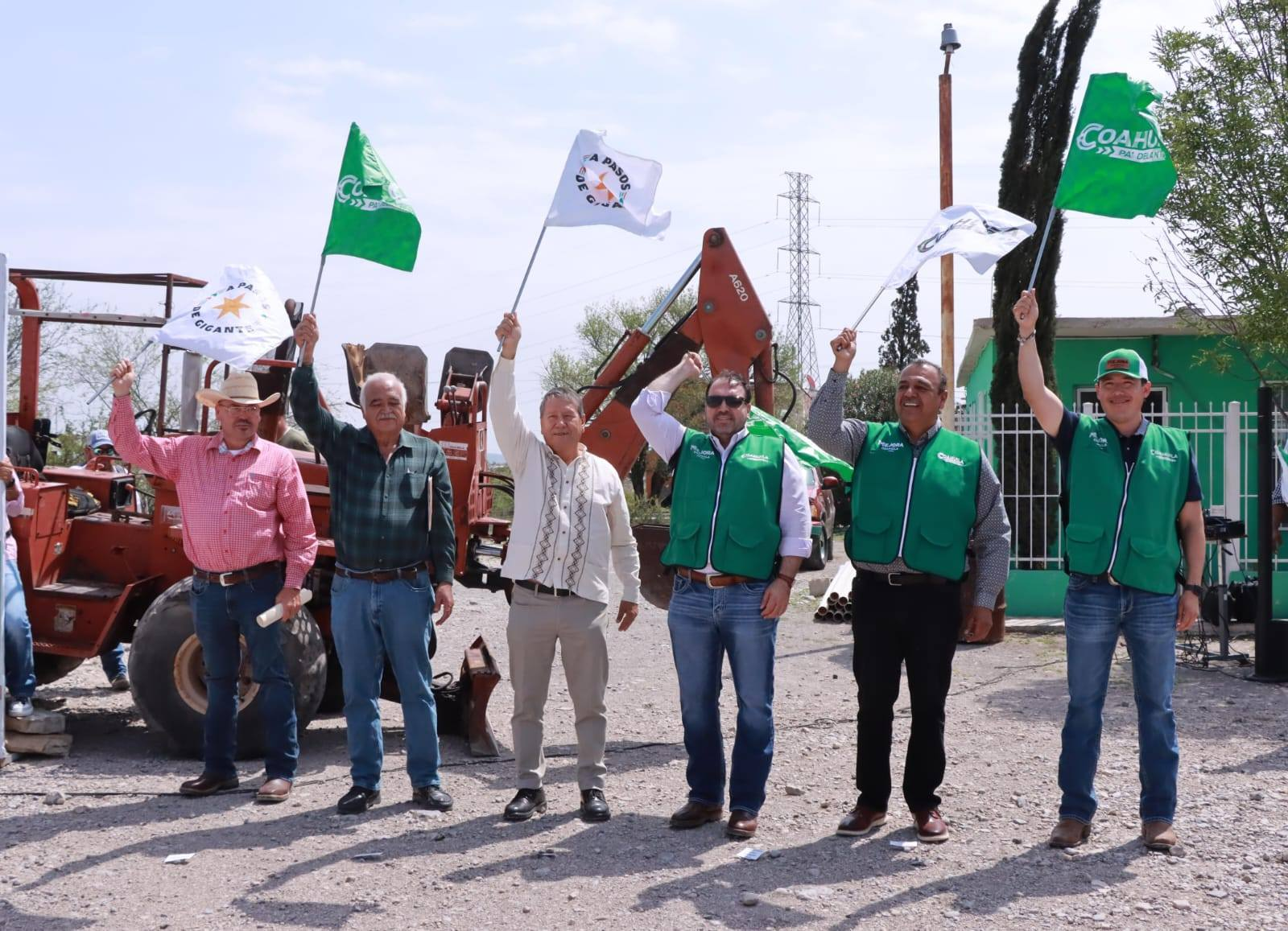 MEJORAN ABASTO DE AGUA POTABLE EN COLONIAS DE NUEVA ROSITA CON INVERSIÓN CONJUNTA