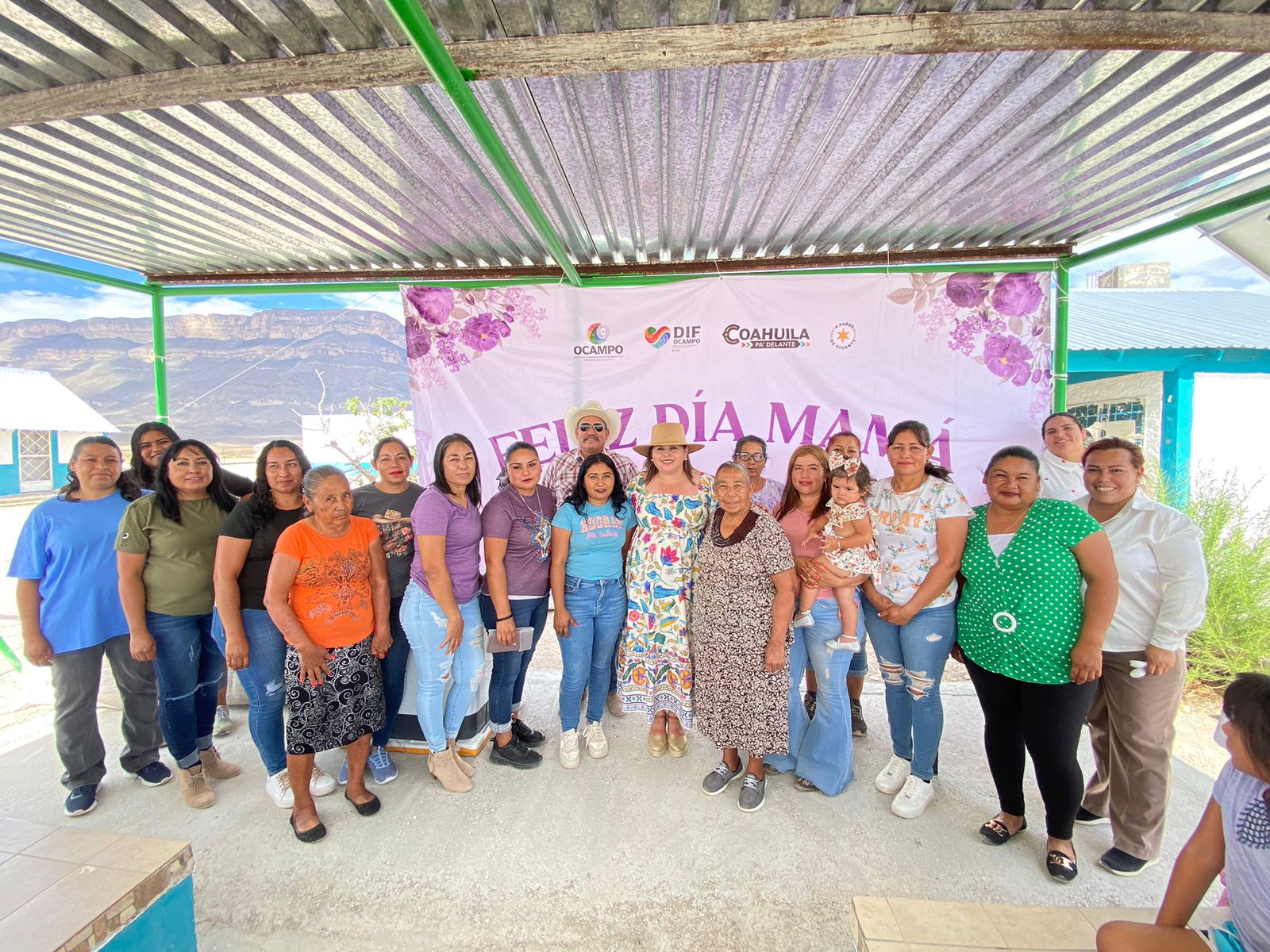 CON EL CORAZÓN EN CADA COMUNIDAD: ADRIANA VALDÉZ CELEBRA EL DÍA DE LAS MADRES RECORRIENDO LOS EJIDOS DE OCAMPO