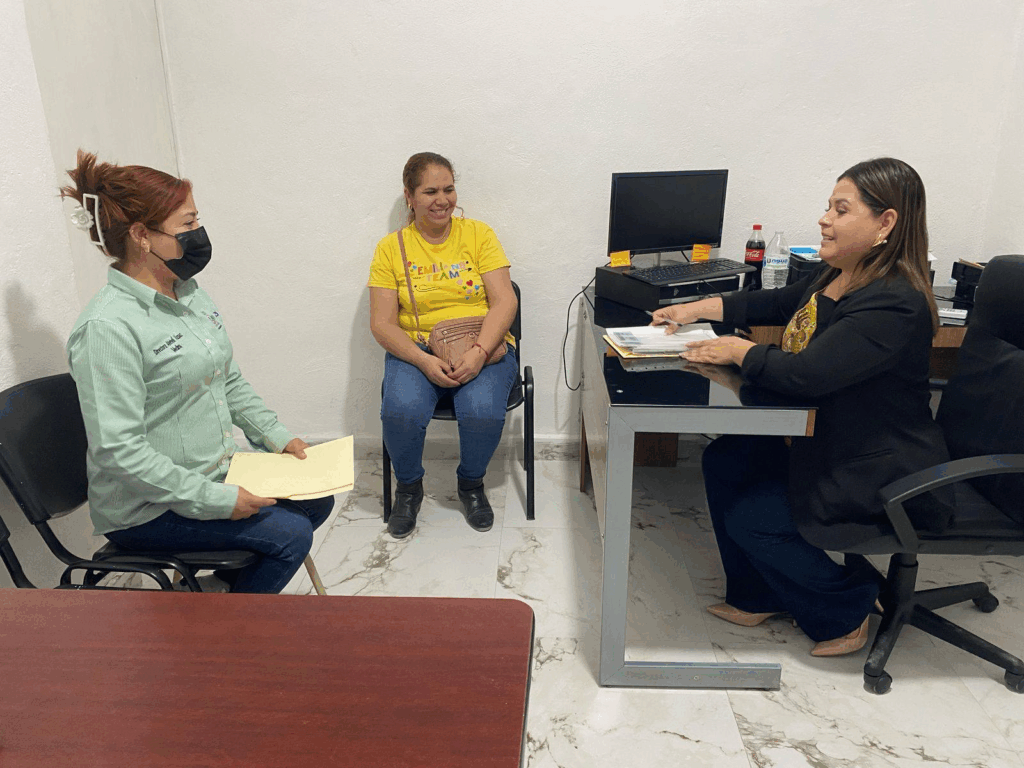LA ALCALDESA ADRIANA VALDÉZ REAFIRMA SU COMPROMISO CON LAS COMUNIDADES DE LAGUNA DEL REY Y CHULAVISTA