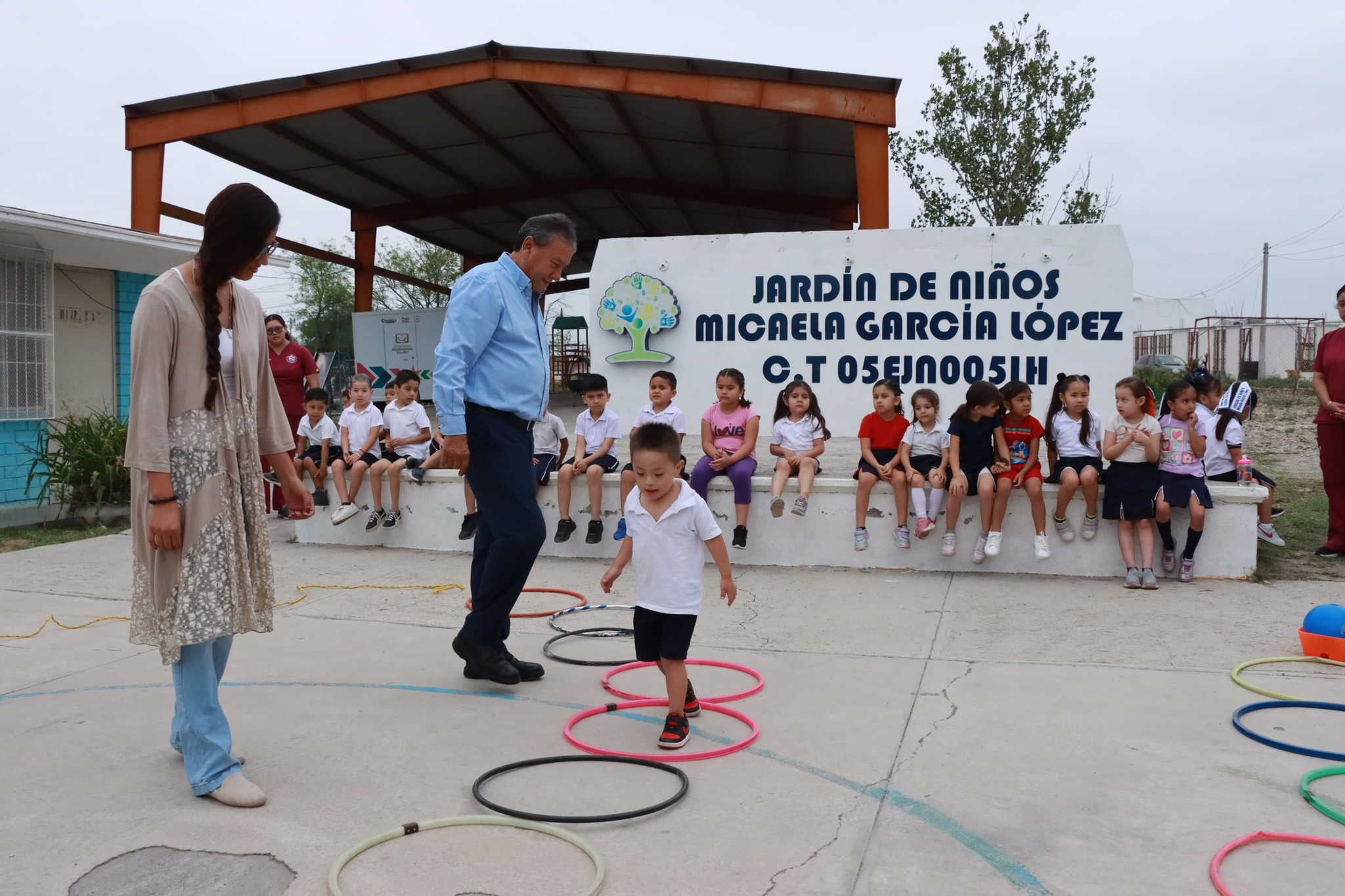 ENTREGA DE EQUIPO DE CÓMPUTO EN JARDÍN DE NIÑOS “MICAELA GARCÍA LÓPEZ” REAFIRMA COMPROMISO CON LA EDUCACIÓN EN SAN JUAN DE SABINAS