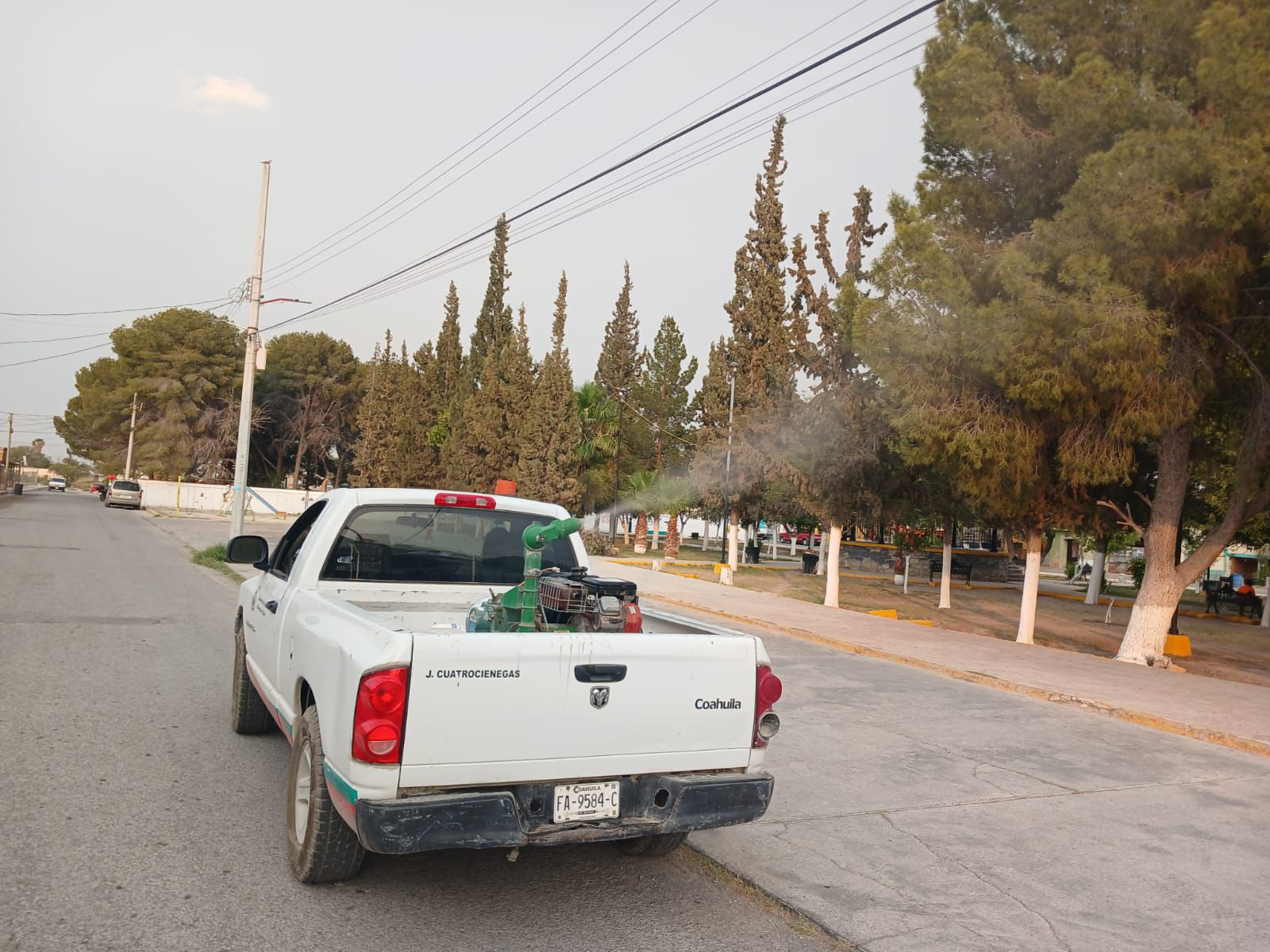 REALIZAN CAMPAÑA DE FUMIGACIÓN EN CUATRO CIÉNEGAS