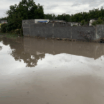 INUNDACIONES GOLPEAN PARRAS: LLUVIA ARRASTRA AUTO Y AFECTA VIVIENDAS