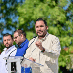ENCABEZA CARLOS VILLARREAL ARRANQUE DE PAVIMENTACIÓN EN EL CBTIS #36