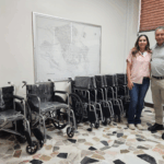 ENTREGA DE SILLAS DE RUEDAS REFUERZA COMPROMISO SOCIAL EN SAN JUAN DE SABINAS
