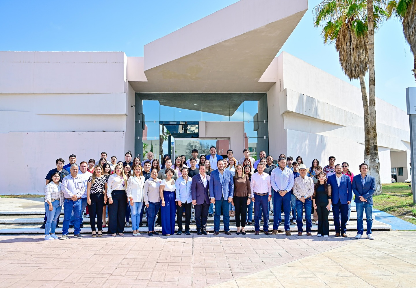 INSTALAN EN MONCLOVA EL CONSEJO REGIONAL “JÓVENES PA’ DELANTE”