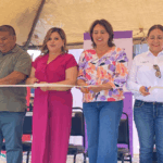 ADRIANA VALDÉZ INAUGURA EL CENTRO LIBRE PARA LA MUJER EN LAGUNA DEL REY.