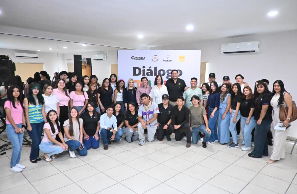 SARI PÉREZ ABRE DIÁLOGO CON LAS Y LOS JÓVENES DE FRONTERA