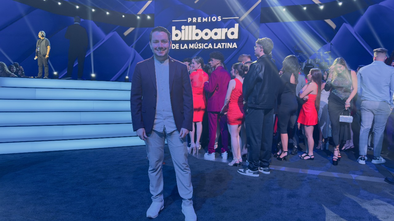 FERNANDO JAVIER MENDOZA NIVICELA: LA VOZ ECUATORIANA QUE DEJA HUELLA EN CANADÁ