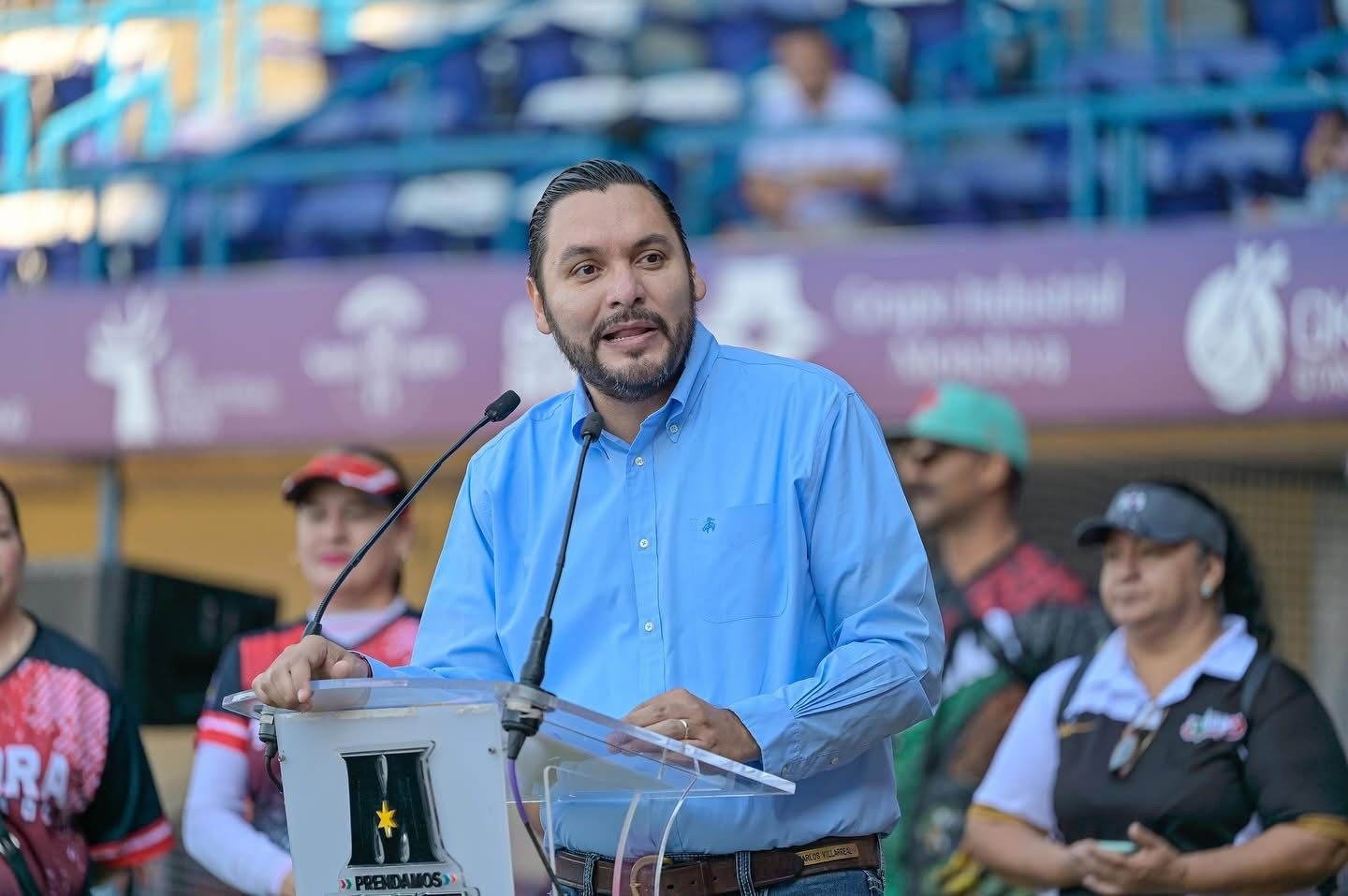 CARLOS VILLARREAL ENCABEZA INAUGURACIÓN DEL NACIONAL DE SOFTBOL FEMENIL