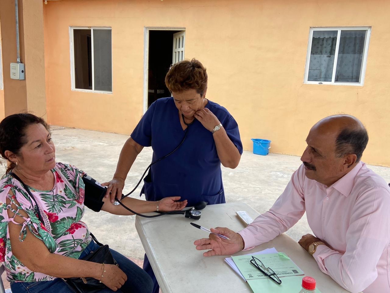LLEVA CASTAÑOS BRIGADA DE SALUD AL EJIDO EL GRANJENO