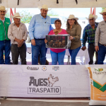 ENTREGAN 5 MIL AVES PARA APOYAR A FAMILIAS DEL CAMPO EN RAMOS ARIZPE
