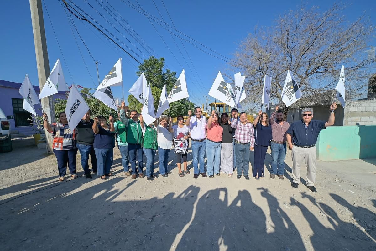 CARLOS VILLARREAL CUMPLE COMPROMISO CON FAMILIAS DE LA COLONIA HIPÓDROMO