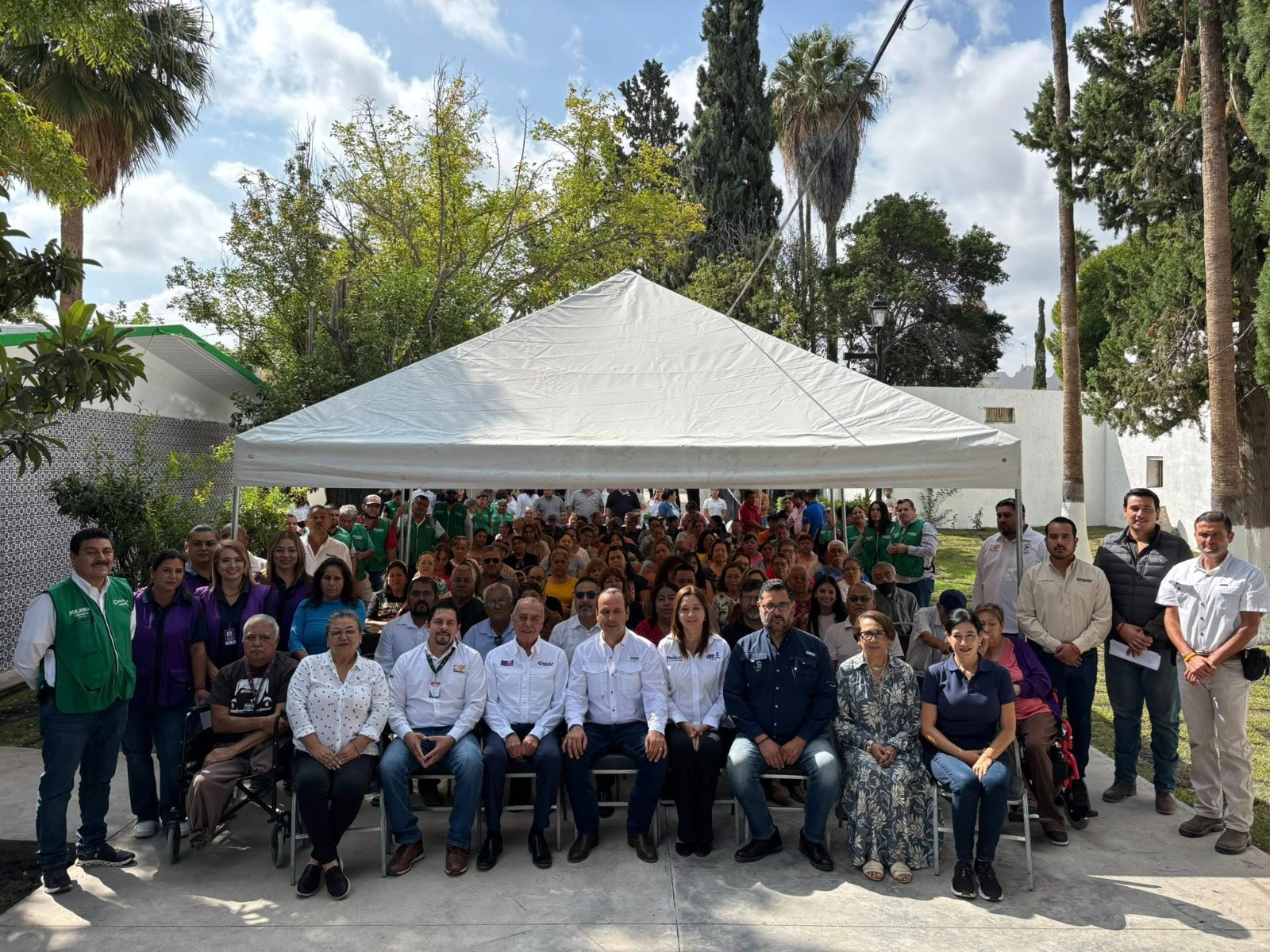 ENTREGAN LENTES GRATUITOS A 250 BENEFICIADOS DE PARRAS