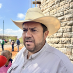 TECNOLOGÍA LED LLEGA A LOS EJIDOS DE RAMOS ARIZPE CON INSTALACIÓN DE NUEVAS LUMINARIAS: TOMAS GUTIÉRREZ