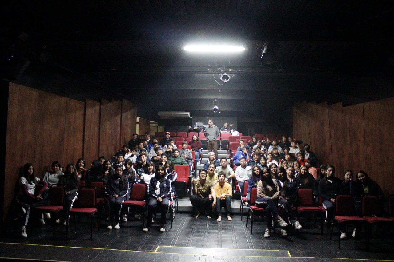 CON GRAN PARTICIPACIÓN ESTUDIANTIL AVANZA EL PROGRAMA DE TEATRO ESCOLAR EN COAHUILA