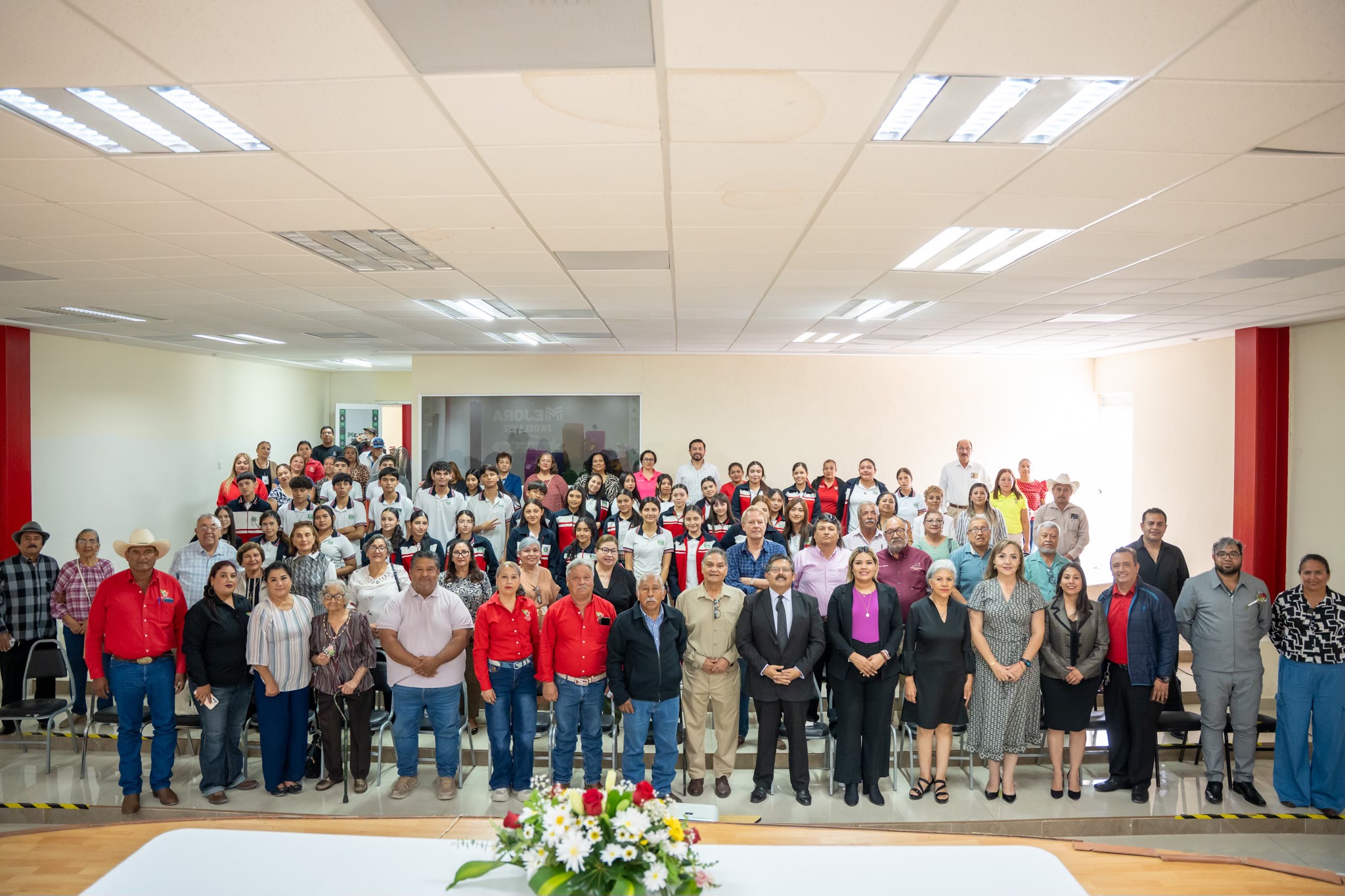 CASTAÑOS CELEBRA SU HISTORIA CON CONFERENCIA Y EXPOSICIÓN FOTOGRÁFICA