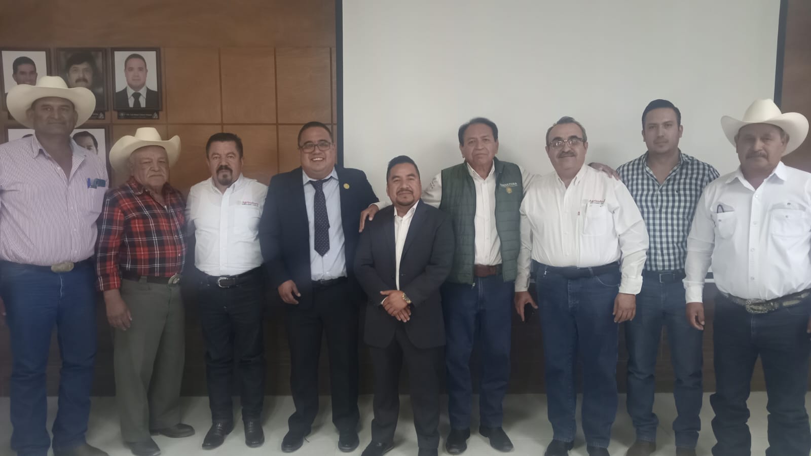 CASTAÑOS FORTALECE EL DESARROLLO RURAL CON CONVENIO DE COLABORACIÓN CON LA UNIVERSIDAD DE CHAPINGO