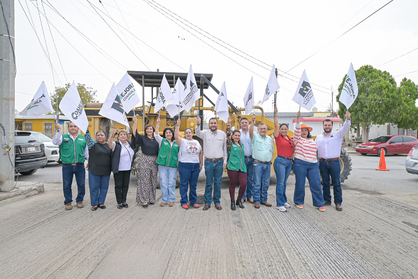 ARRANCA RECARPETEO DE LA CALLE ARAGÓN EN LA COLONIA EL PUEBLO; CARLOS VILLARREAL